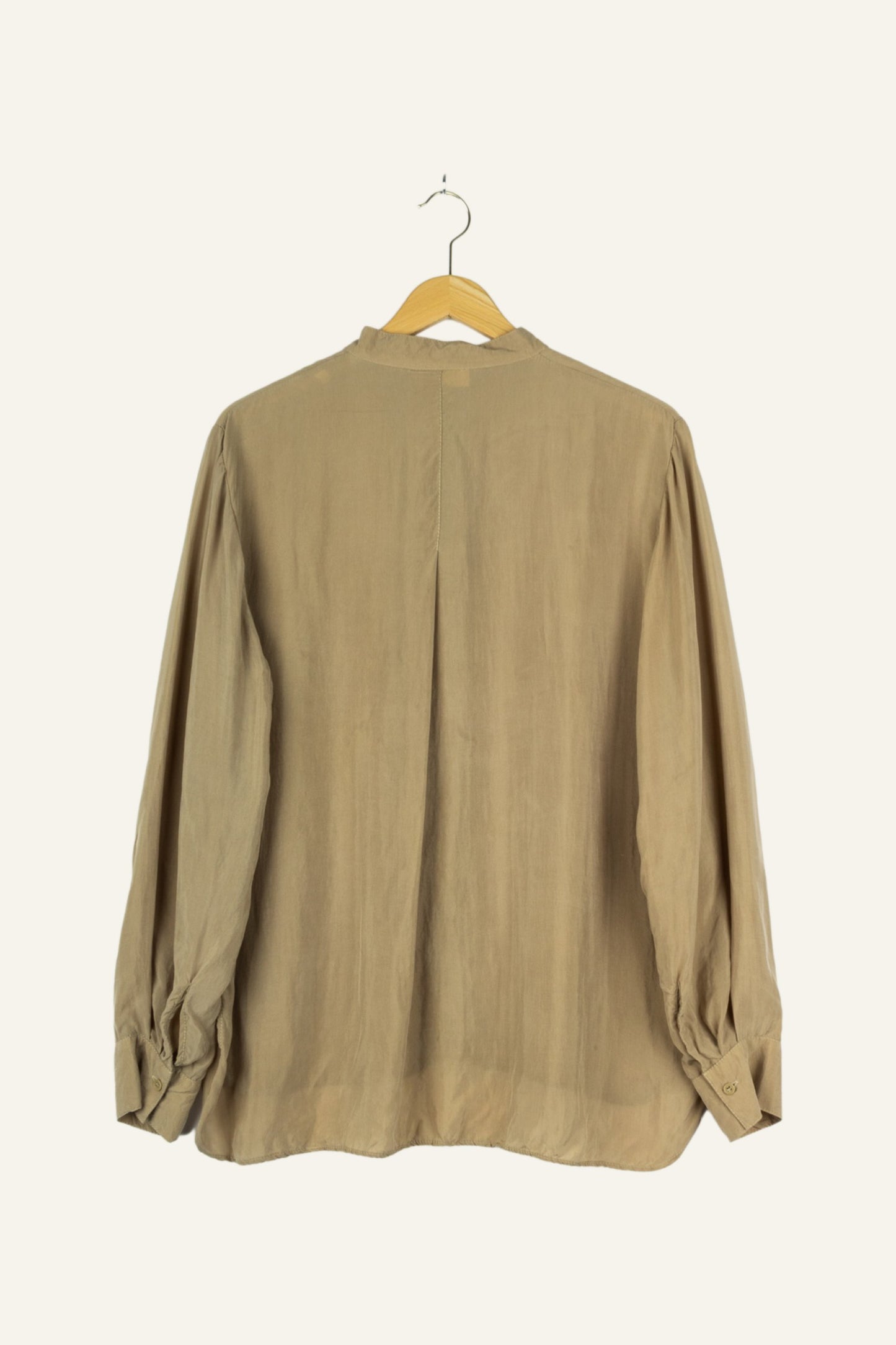 Taupe/grau-bräunlich|