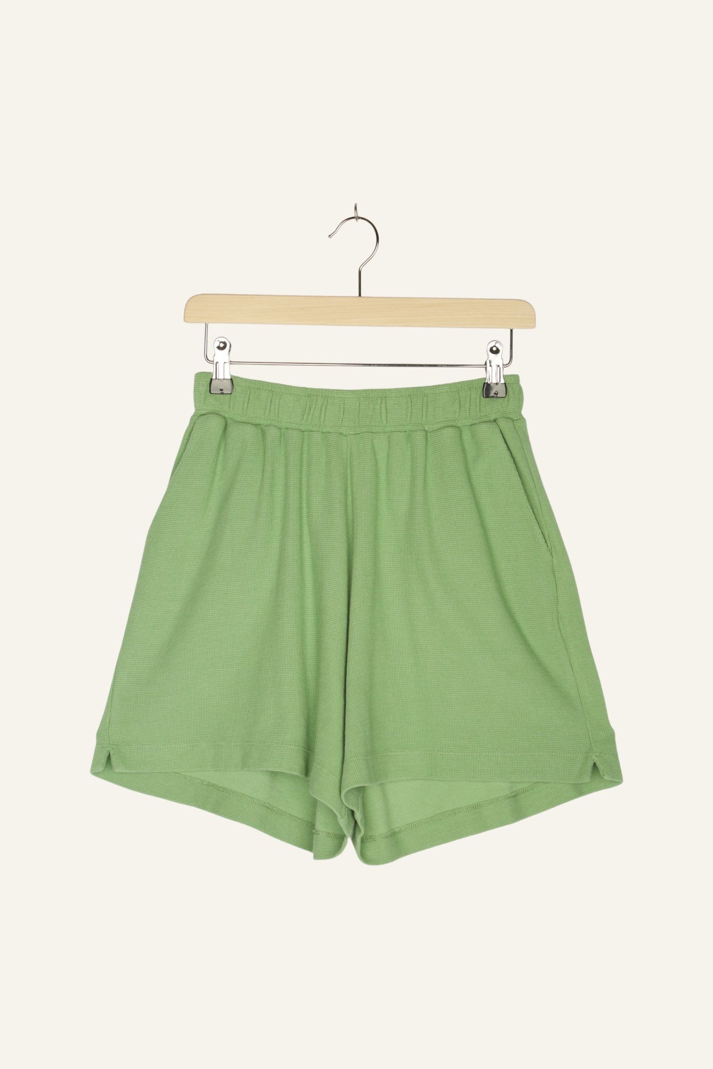 Soft Green|