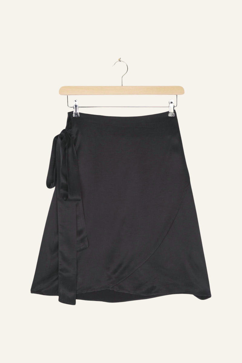 Lina Wrap Skirt Black