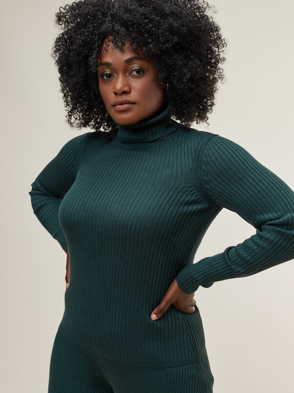 Billie Knitted Rib Roll Neck Pine Green