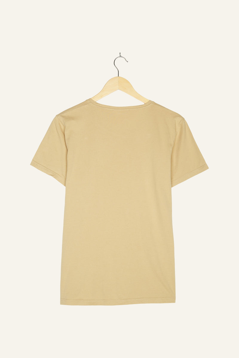 Unisex Basic T-Shirt Nougat