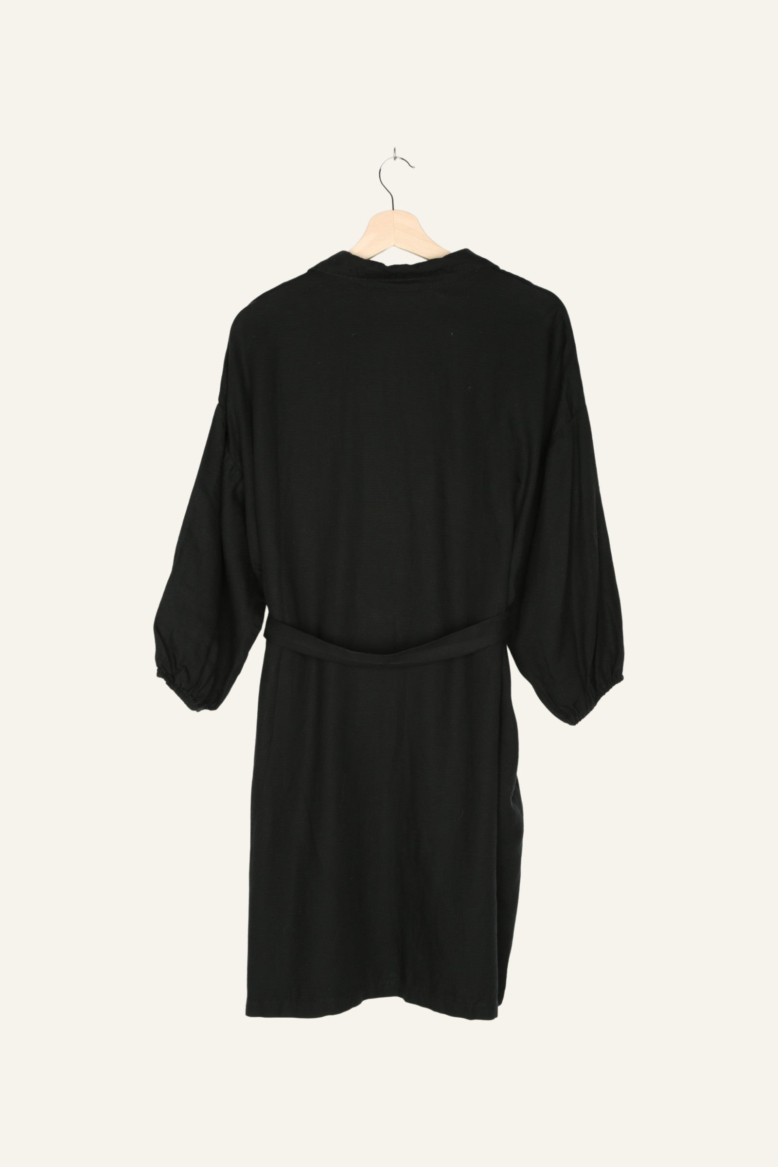 Black|