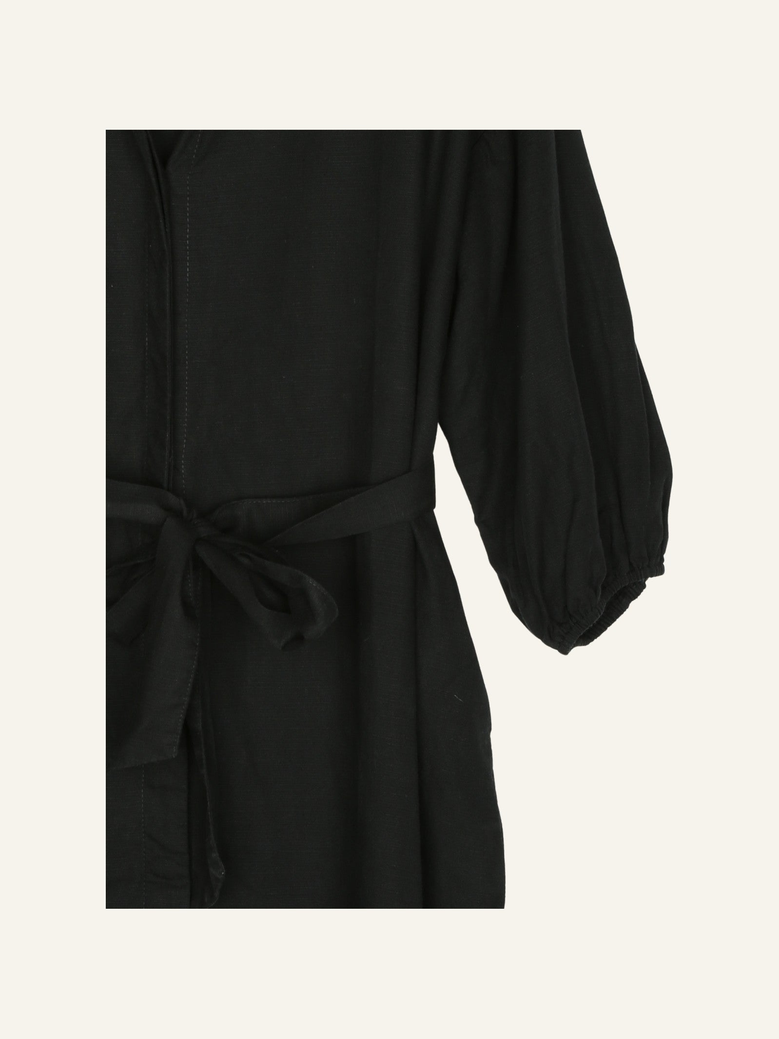 Black|