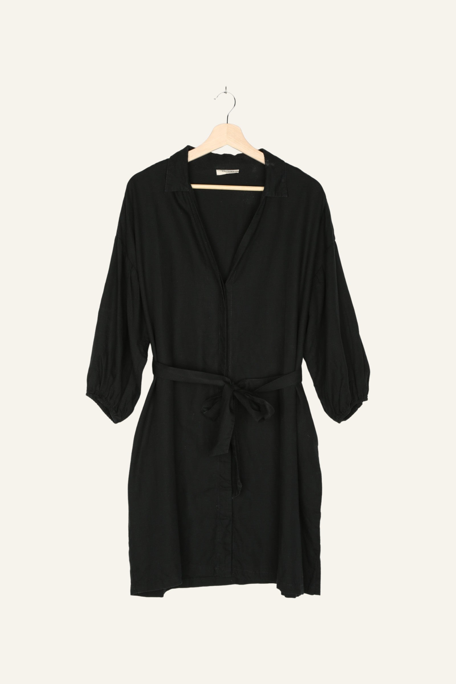 Black|