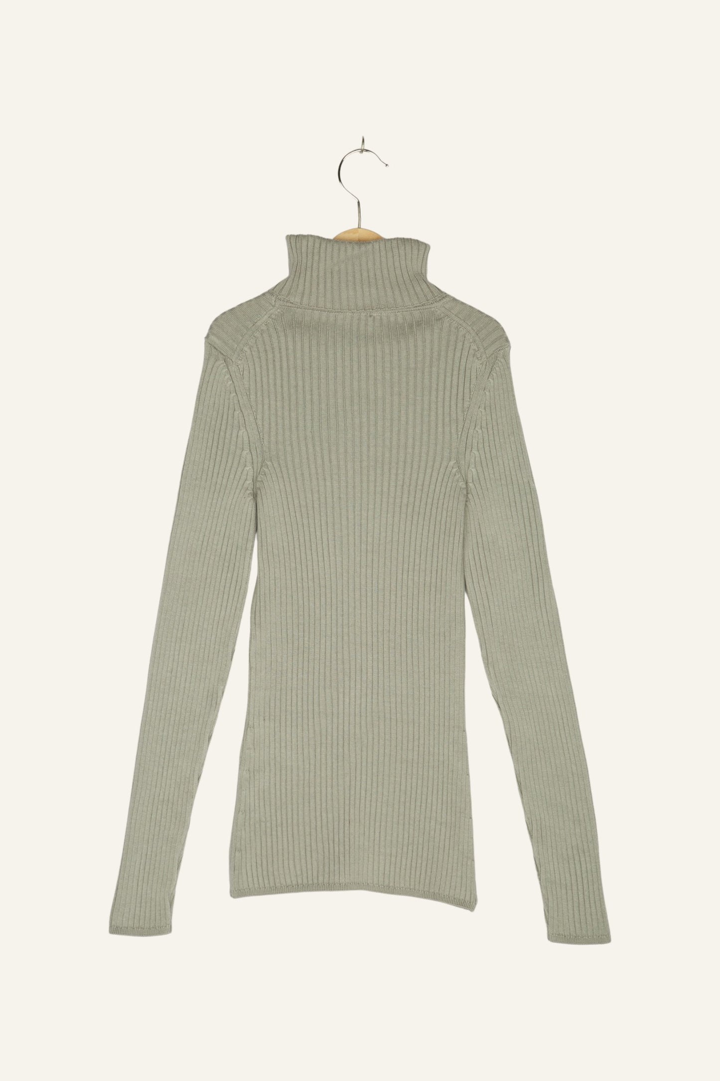 Light Grey|