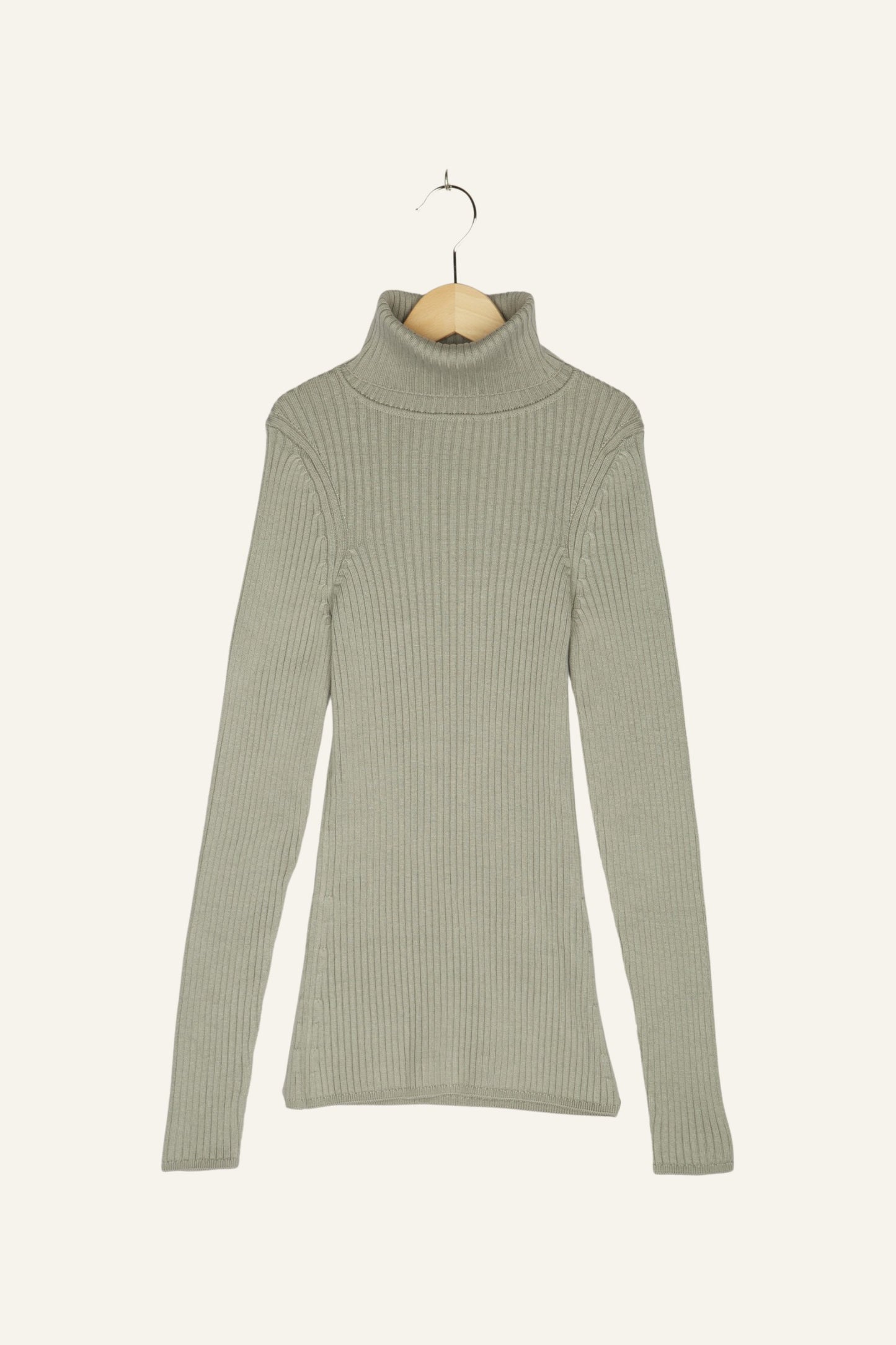 Light Grey|