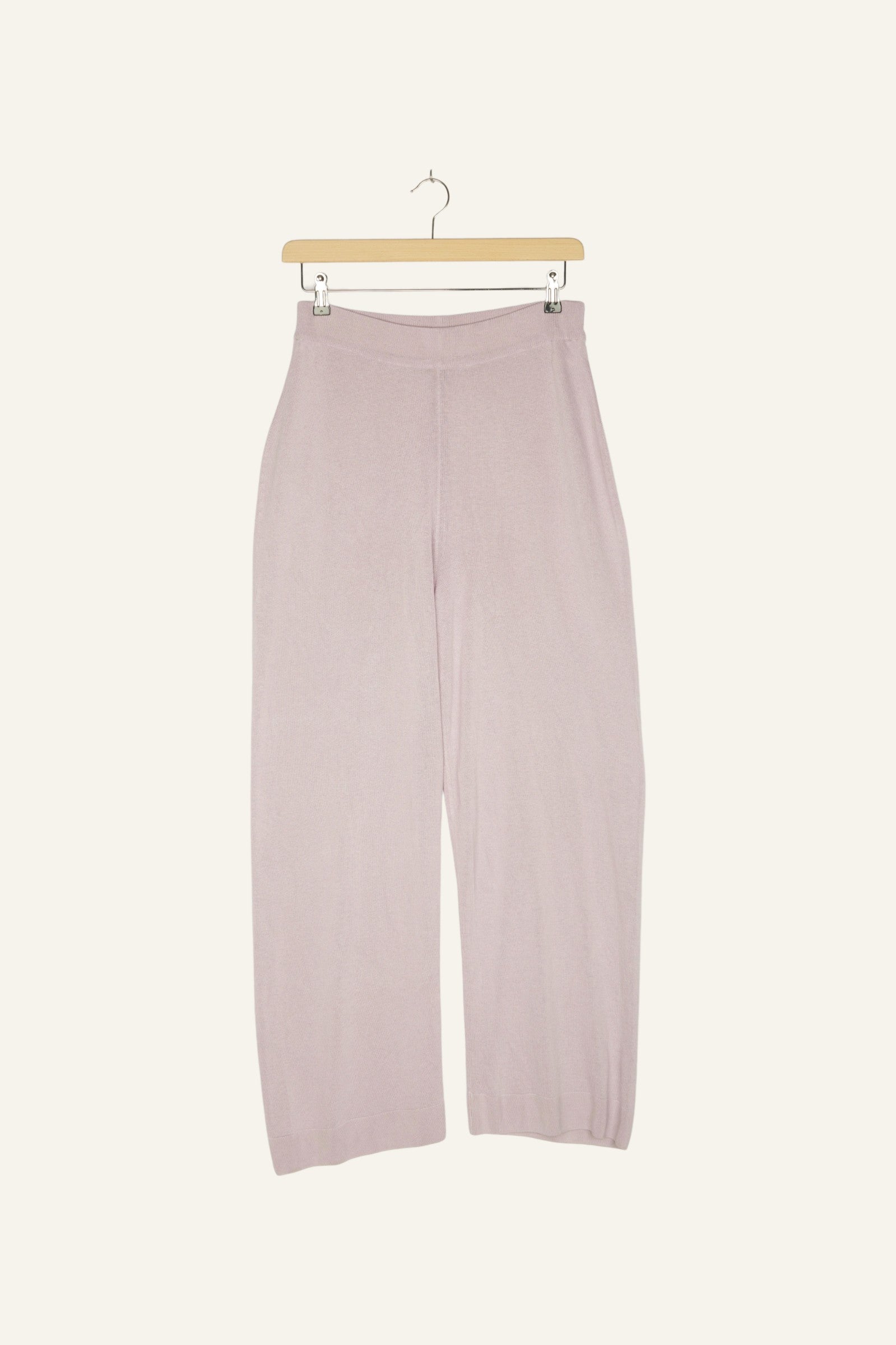 Pale Lilac|